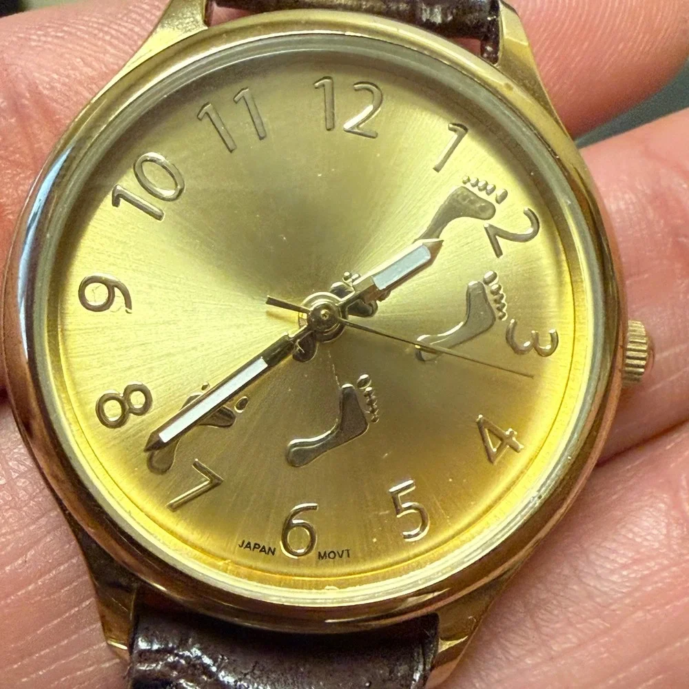 Footprints in the Sand Gold Tone Watch Brown Croc Strap Japan Movt works